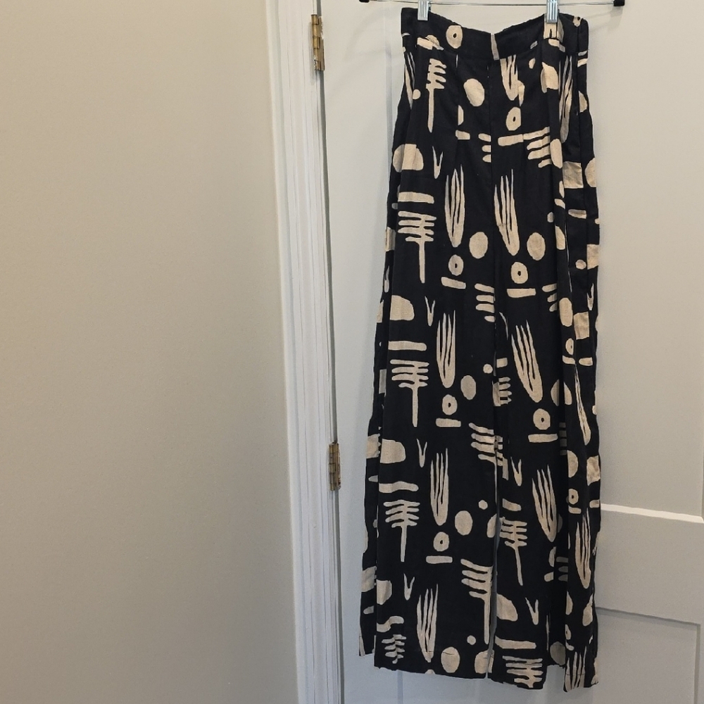 Abstract Print Wide-Leg Pants in Navy and Cream